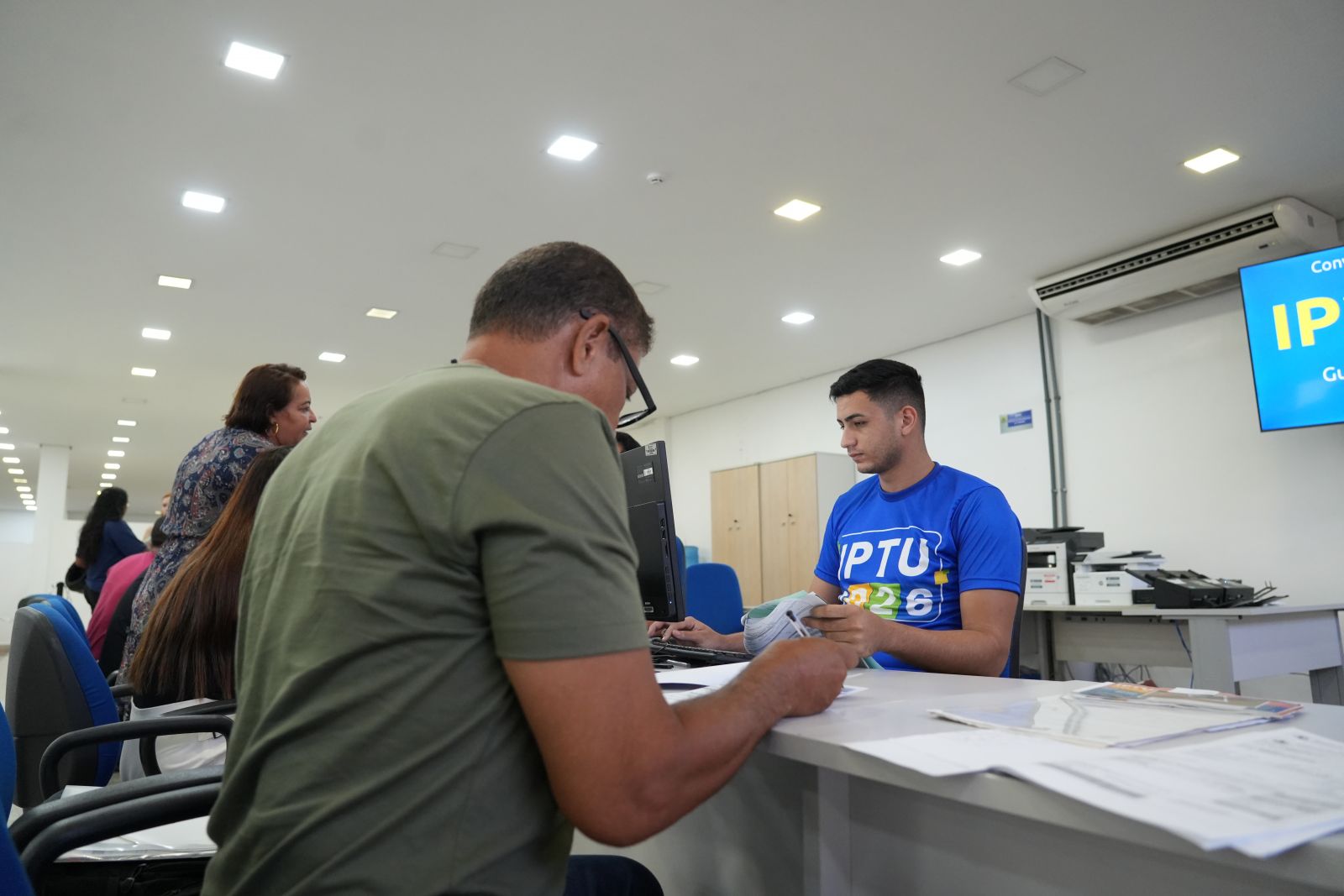 orientação é que os contribuintes procurem atendimento para verificar a situação dos débitos e conhecer as opções disponíveis