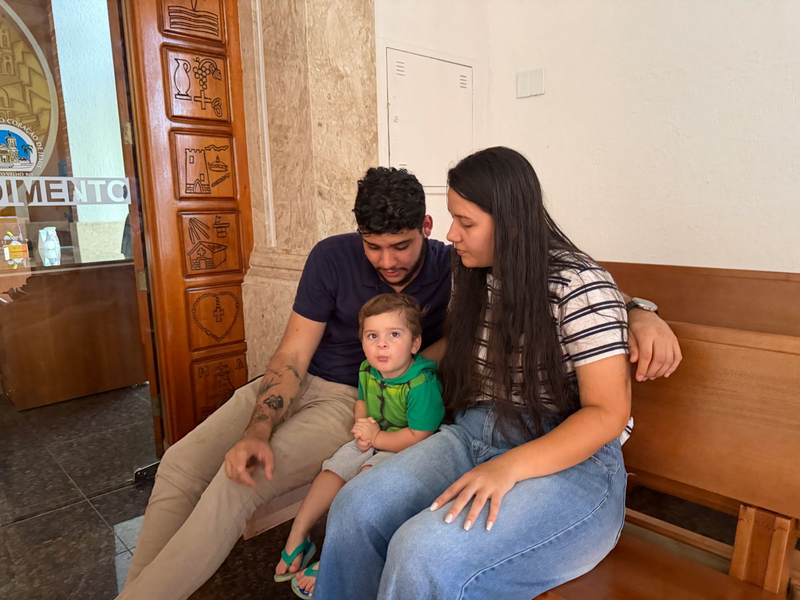 Para Lara Galvão, a permanência da Catedral ao longo dos anos reforça um elo que ultrapassa gerações